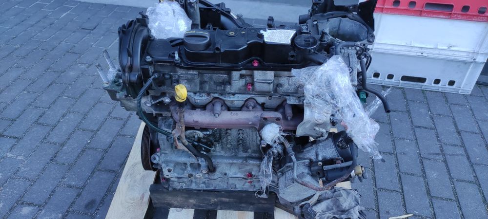 Silnik Słupek 1.6 tdci hdi 8V Euro 5 Ford Focus mk3 C-max mk2 PSA