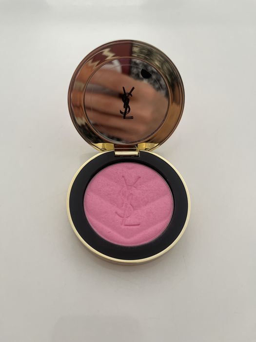Róż marki YSL 42
