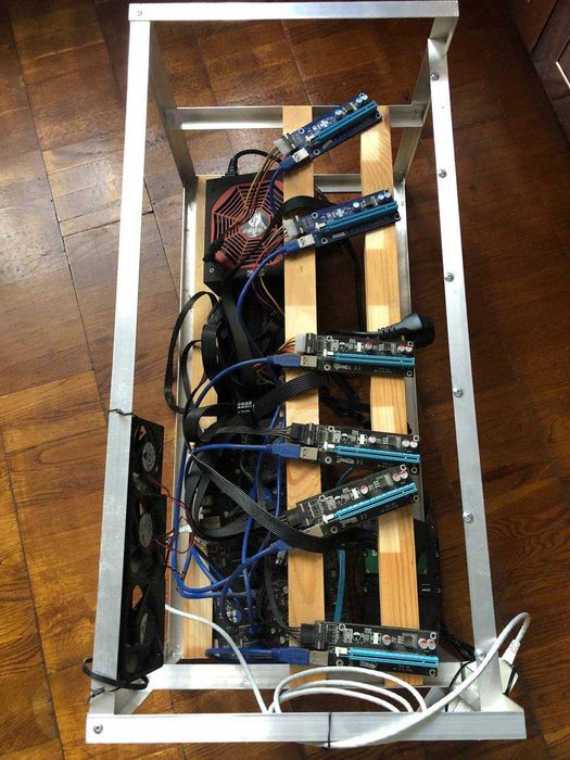 Майнинг ферма каркас мат. плата. молексы