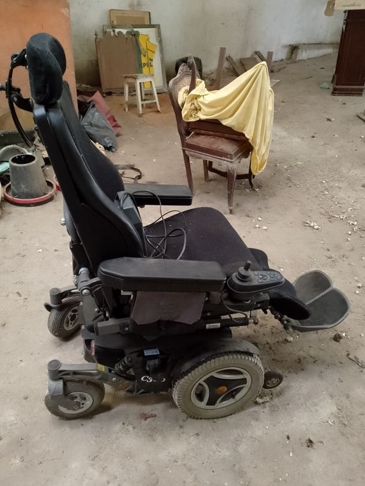 Cadeira de rodas Permobil C300