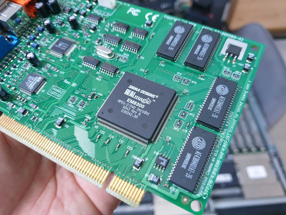 SIGMA DESIGNS REALmagic EM8300 53-000569-02 MPEG-2/DVD decoder pci karta