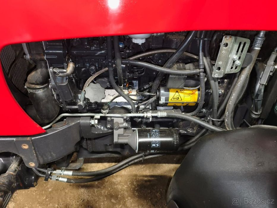 McCormick  T 110 MAX nie case ani New holland , zetor