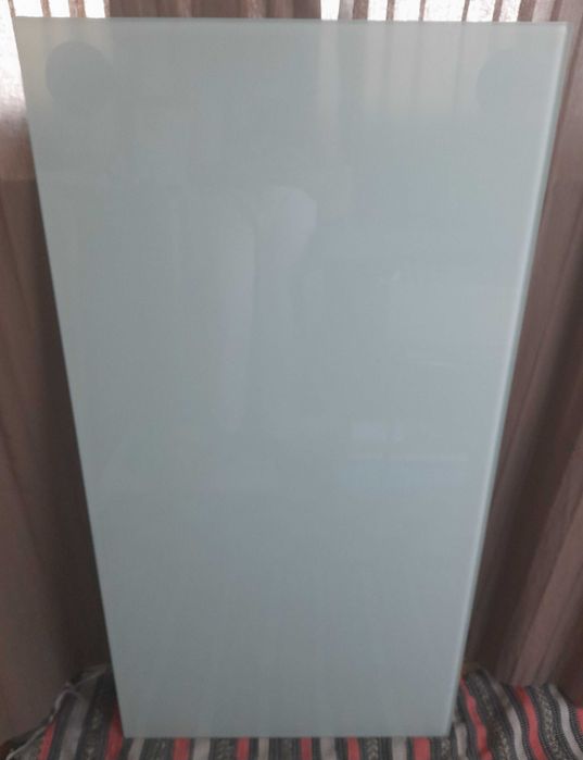 Secretária IKEA Glasholm em vidro temperado 100x52cm com 4 pés ADILS