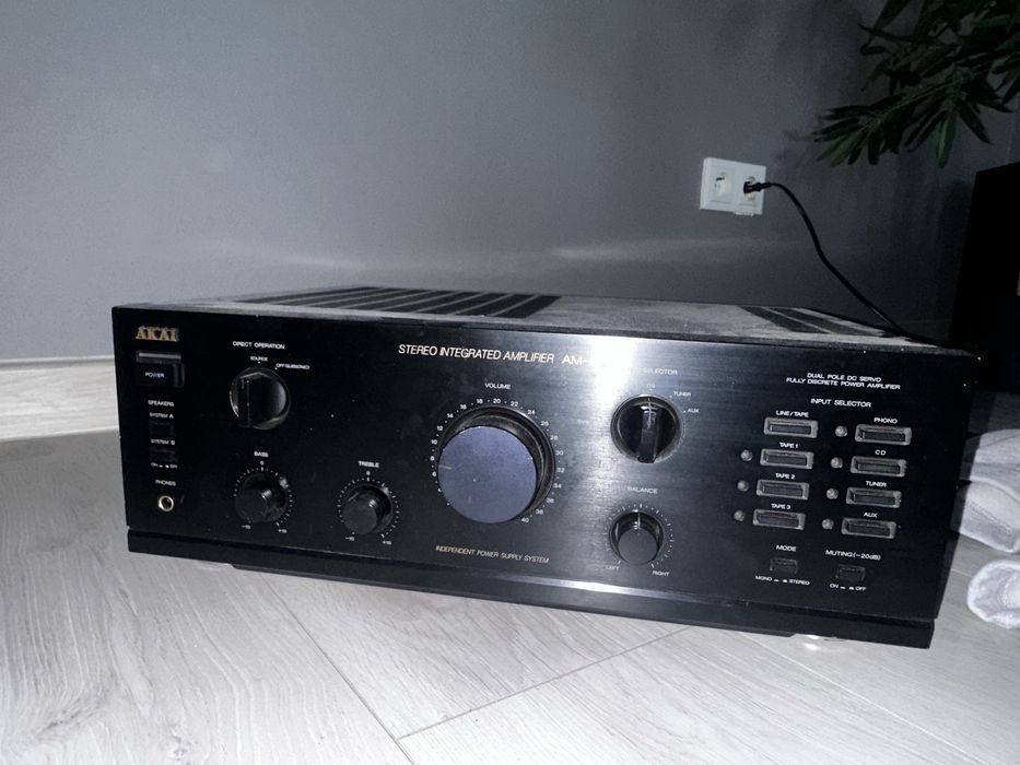 Wzmacniacz Hi Fi Akai AM47