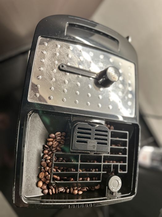 Máquina de Café De’Longhi Magnifica S