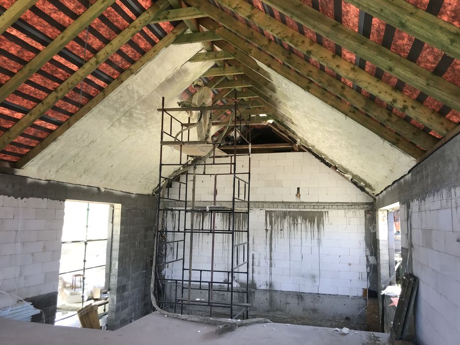 Ocieplanie pianą PUR / Pianowanie poddaszy, izolacje piana pur