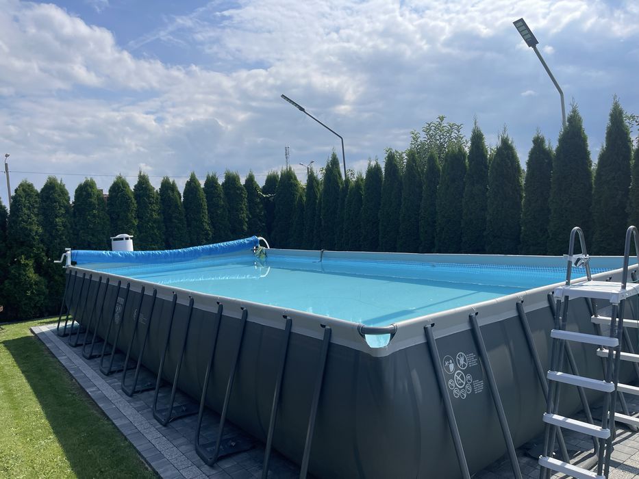 Duży Basen Ogrodowy Intex Stelażowy 975/488/132 z Pompą ciepła 14 kw