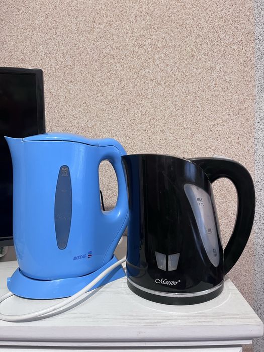 Чайник електричний неробочий на запчастини