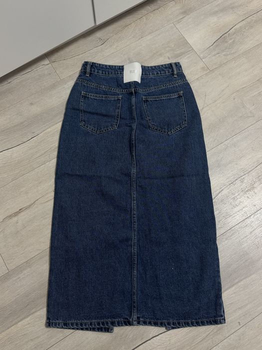 жіноча джинсова спідниця