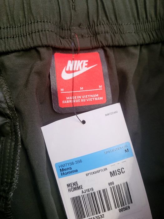 Штани NIKE Sportswear Tech Woven нові original