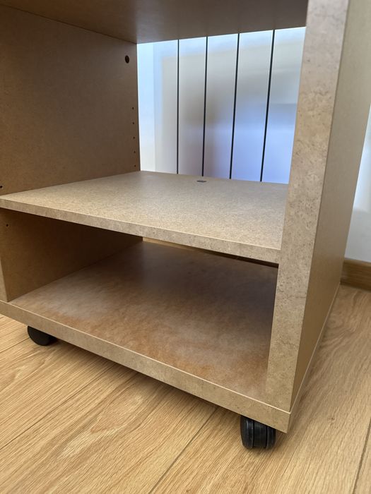 Estante Ikeia com Rodas 60x60 Rodizios