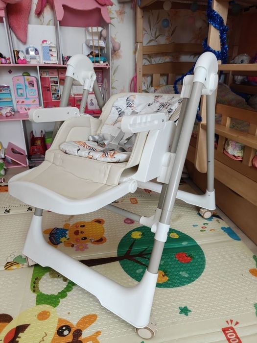 Стільчик гойдалка для годування Bambi M 5897 Beige
