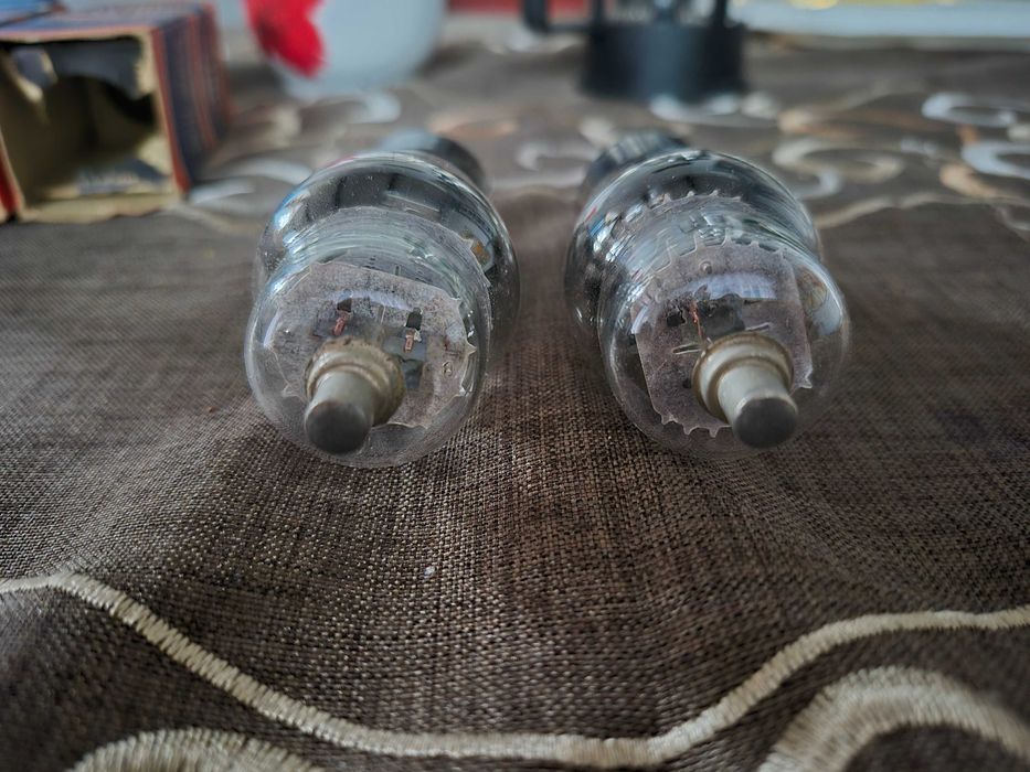 6F8G Raytheon prod. USA z 1944 roku dobrana para