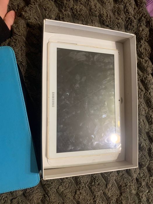 планшет Samsung GALAXY TAB