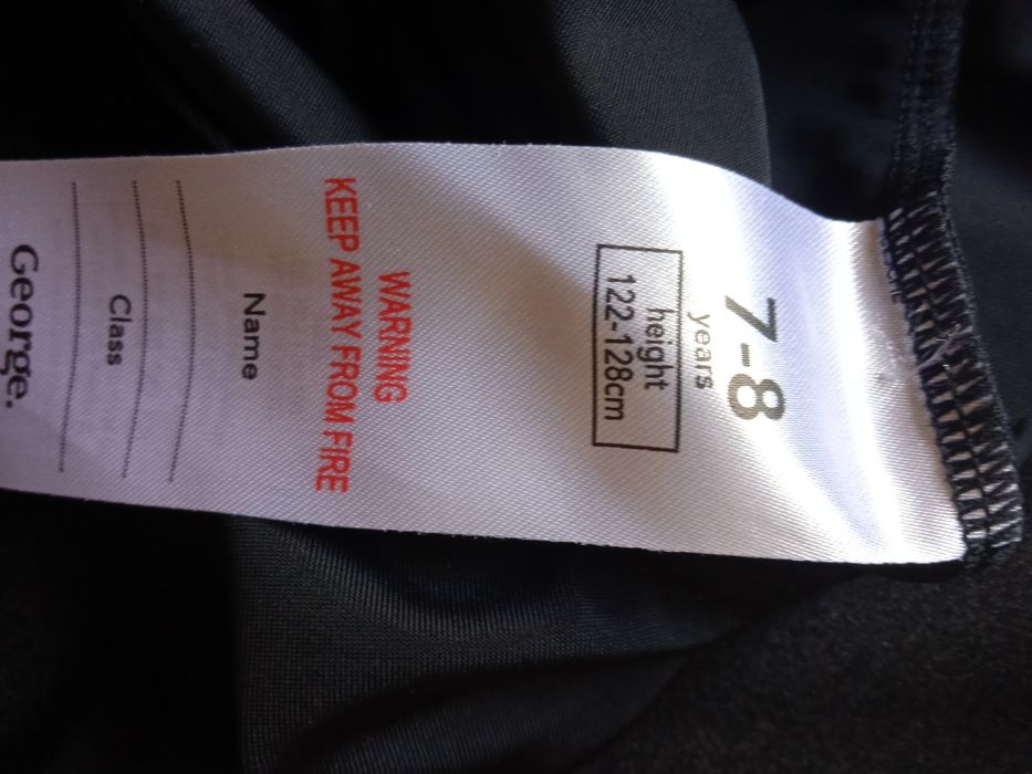 Купальники для бассейна, моря, аквапарка.на 7-8 лет