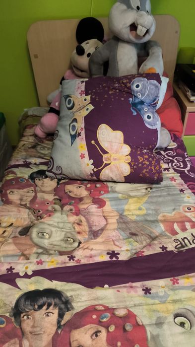 Cama de criança com colchão com 2 gavetoes