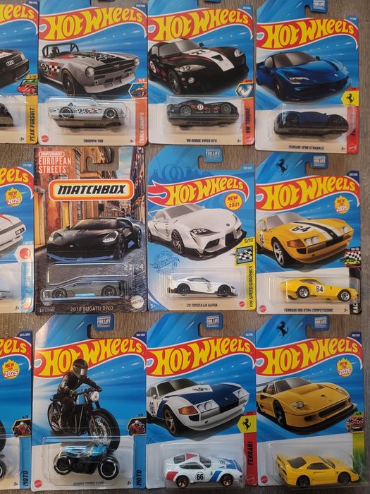 Hot Wheels Toyota Nissan Audi Ferrari Porsche TH