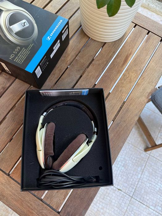 Sennheiser HD599