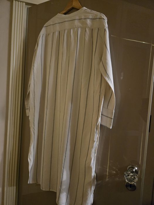 Suknia Massimo Dutti rozm. 36, wypada na większą, naturalna, luźna.