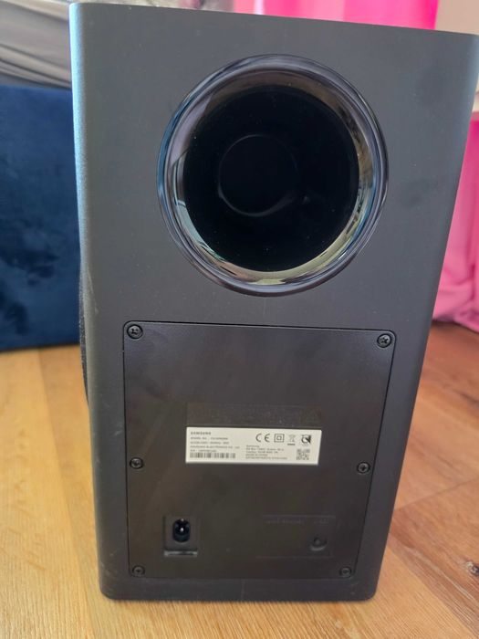 Soundbar Samsung HW-Q60T + subwoofer – sprzedam