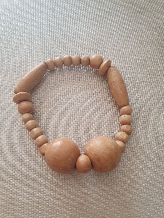 Bransoletka drewniana