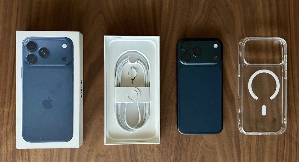 iPhone 17 Pro Max Azul 256GB | Garantia Apple até fevereiro de 2027 | Com fatura