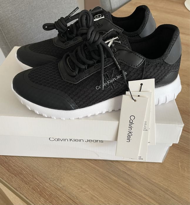 Nowe buty Calvin Klein