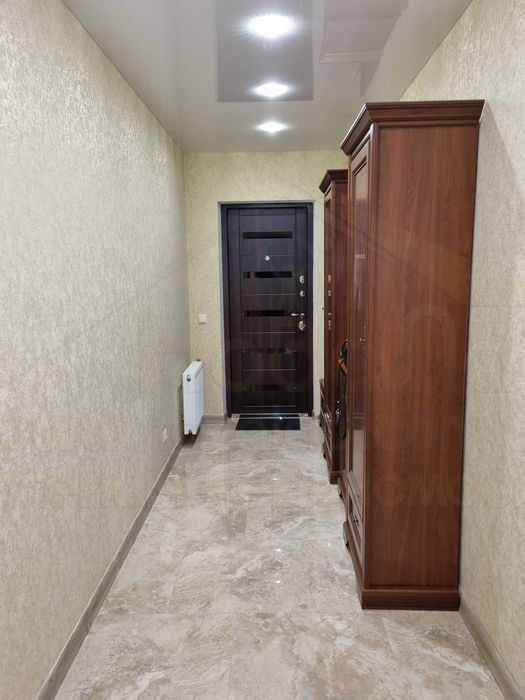 2 кімнатна квартира 77м2 в новобудові з ремонтом в районі Політеху