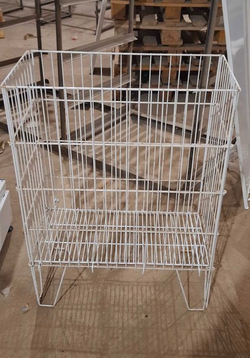 Стелажі, торгове обладнання б.у