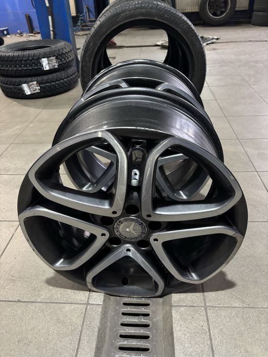 Диски легкосплавні різноширокі r18 5/112 Mercedes Benz