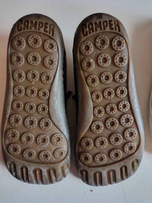 Sapatos de Senhora N. 36 - Camper