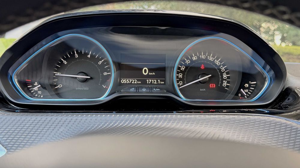 55 MIL KM # Nacional # Peugeot 2008 1.2 PureTech Allure 110cv