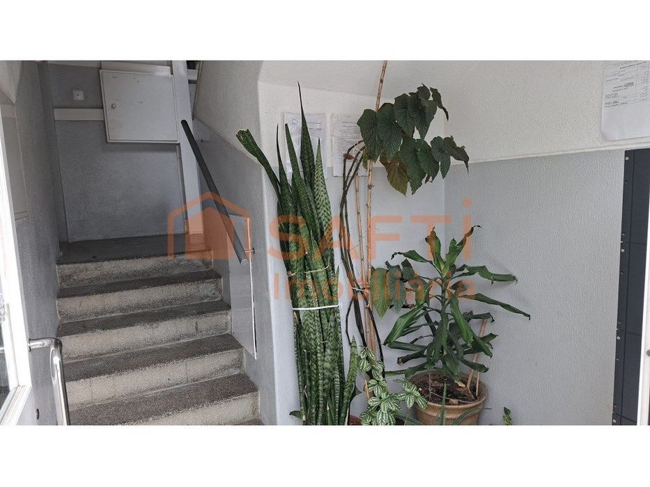Apartamento T3 - Laranjeiro - Almada