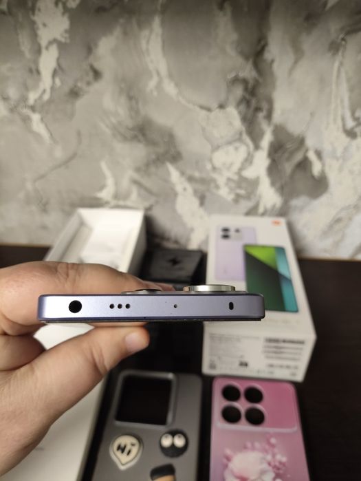 ИГРОВОЙ Xiaomi Redmi note 13Pro 5G, памяти 8+8-256гиг, идеальный.