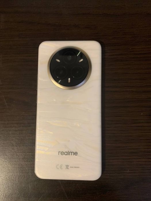 Realme 14 pro plus 5g na gwarancji,plus akcesoria