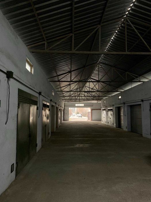 Гараж в новом 2х уровневым гаражном кооперативе Армейский, мкрн Пески ...