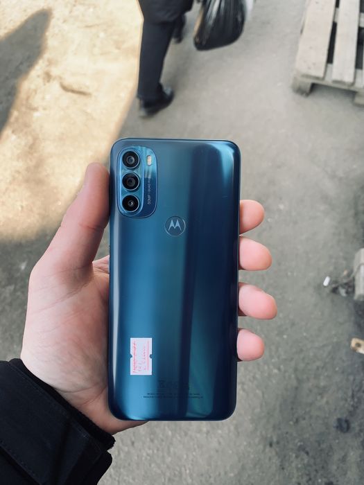 Продам motorola 4/128 в идеальном состоянии