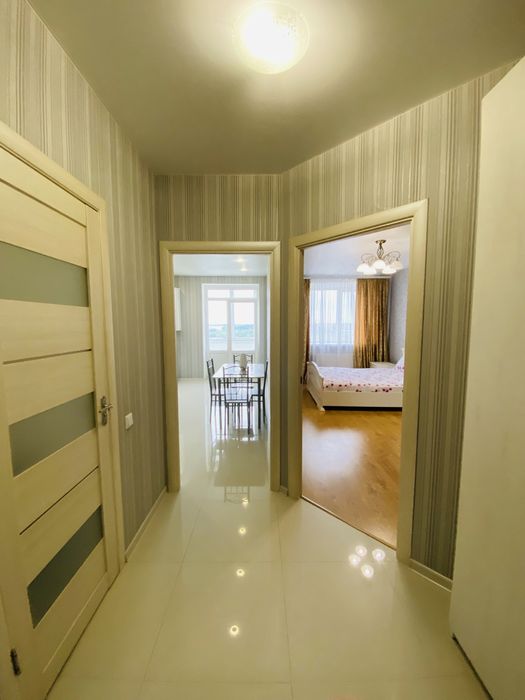 Квартира подобово: Сучасна квартира неподалік від центру