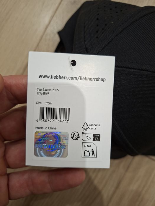 Кепка LIEBHERR, нова