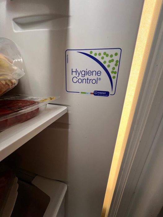 Frigorifico combinado indesit