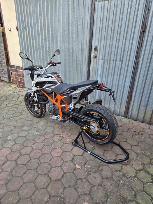 Ktm 690 duke 2012 Akrapovic carbon