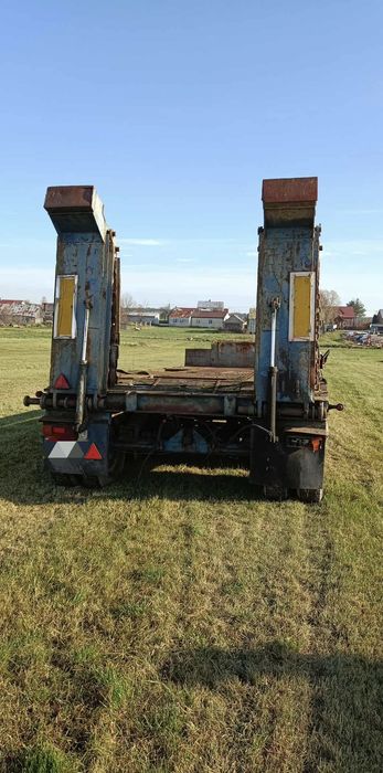 Najazdy hydrauliczne do koparki niskopodwozia laweta 35 ton