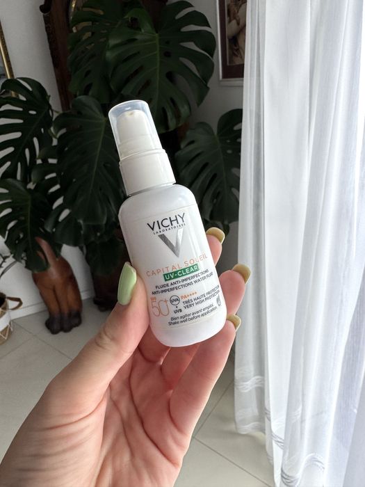 Vichy SPF50+ UV-clear przeciw niedoskonałościom