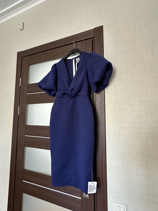 Плаття міді з неопрену з пишними рукавами asos