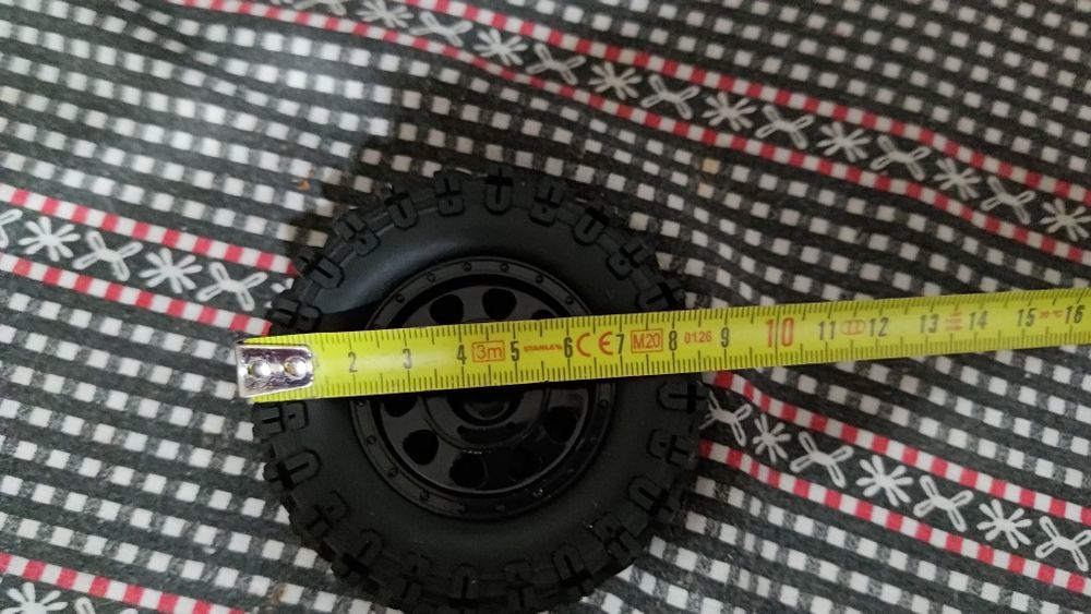 Vendo jantes RC com pneus