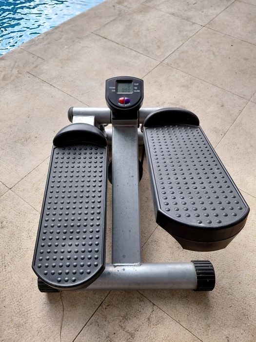 Mini Stepper Hidráulico com Monitor Digital