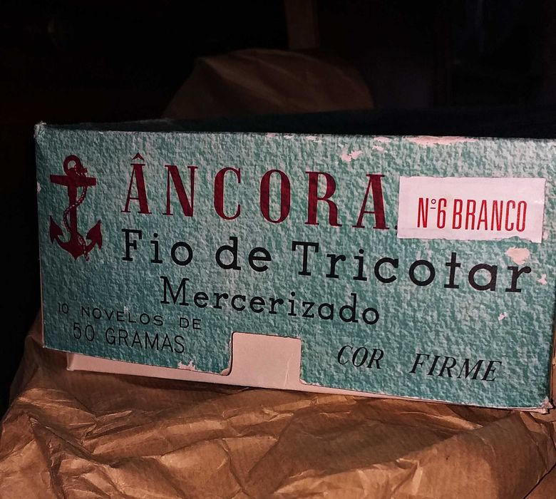 Fio de tricotar branco ÂNCORA