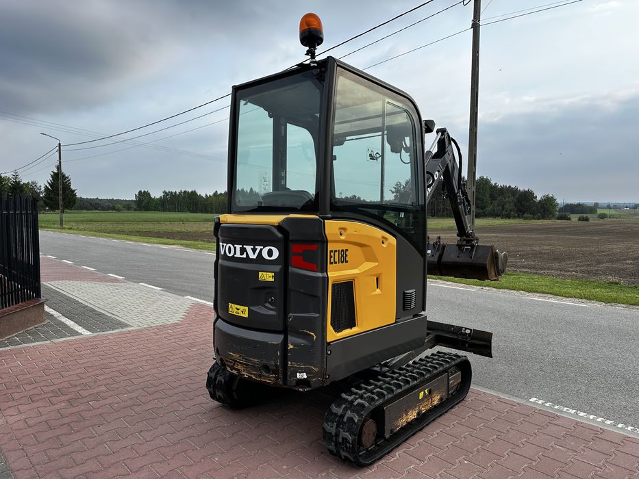 Minikoparka VOLVO EC18 E Rok. 2020! (Terex, Wacker Neuson, Kubota, Caterpillar, EC18D)