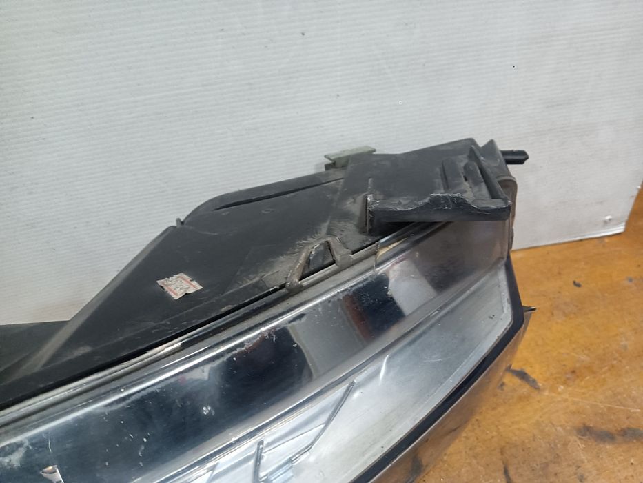 Farol Fiat stilo ótica 2004 lado direito original