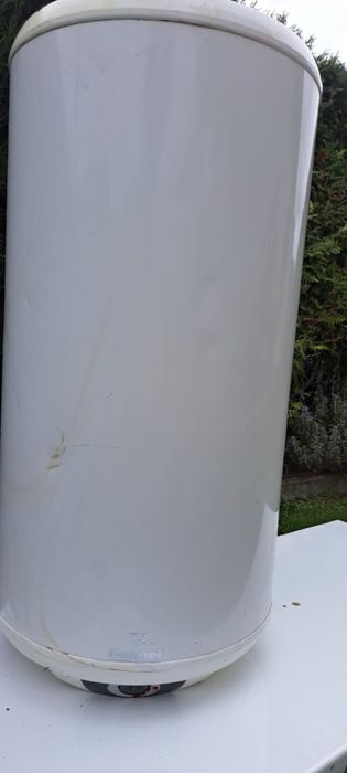 Ogrzewacz wody elektrycznej 80l.